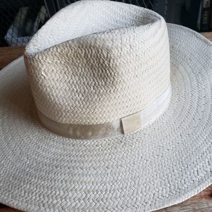 Sun hat